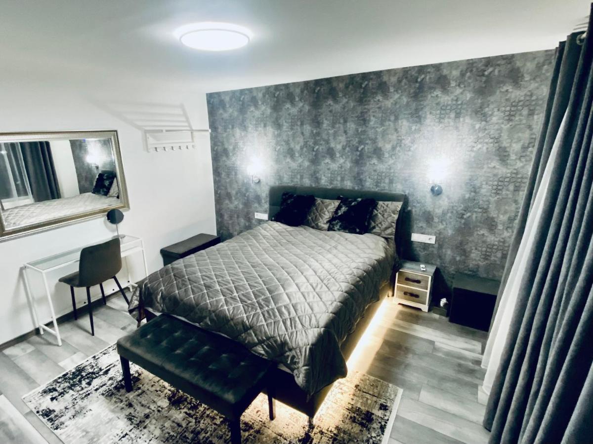 Trendy House 158 Villa Matranovak Ngoại thất bức ảnh